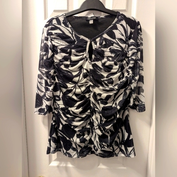 Cable & Gauge Monochrome Print Mesh Top With Ruching - Picture 1 of 7